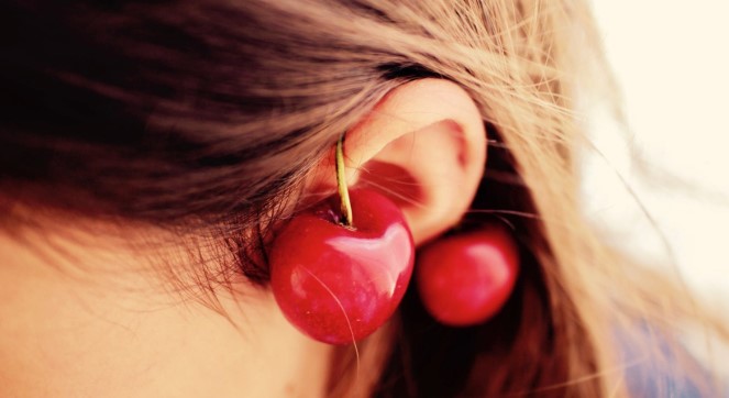 Efek Tindik Telinga dan Bahaya Tindik Telinga