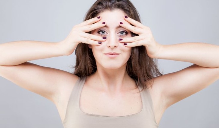 Tips menghilangkan lemak mata