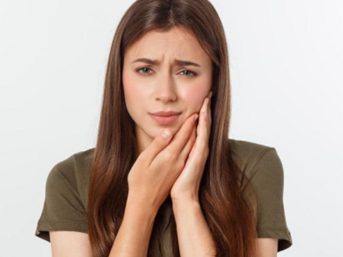Penyebab Sakit Gigi Lainnya Yang Harus Diwaspadai