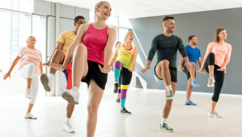 Salah Satu Bentuk Latihan Aerobik yang Khas Yaitu