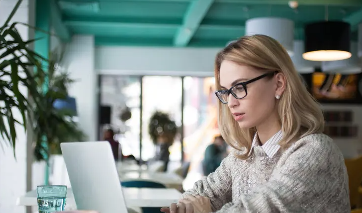 Ukuran Kacamata Plus Berdasarkan Umur